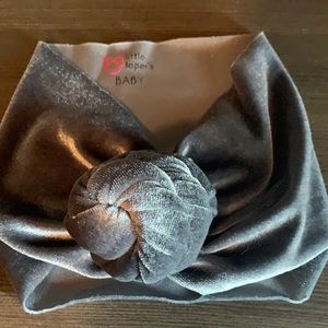 Little Lopers Velvet knot